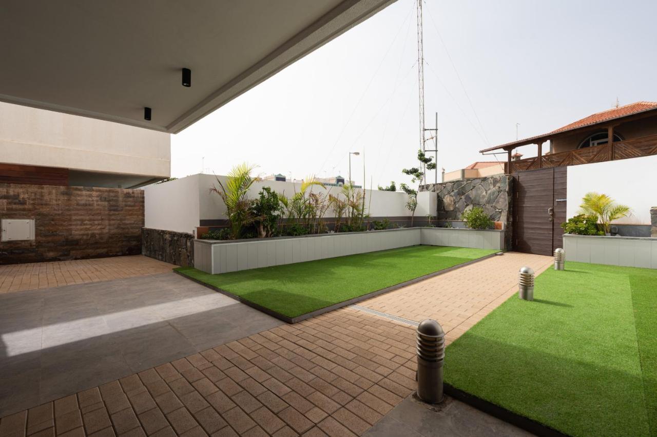 Modern 2Br House - Private Pool - Parking Villa San Bartolomé Luaran gambar